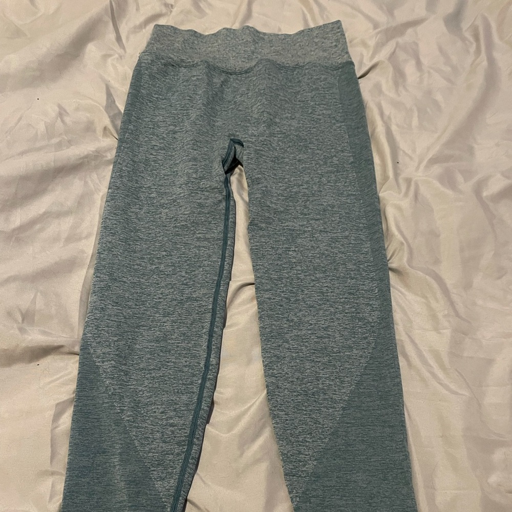 Blue greenish VS PINK leggings